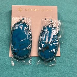 KENDRA SCOTT Danielle Earrings in Aqua Howlite 💙Open To Offers